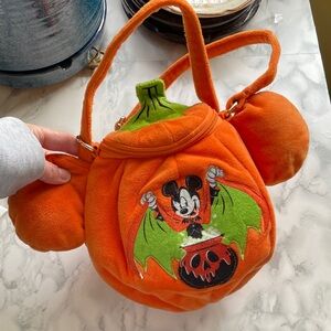 Shanghai Disneyland - Halloween Mickey Mouse pumpkin adjustable purse
